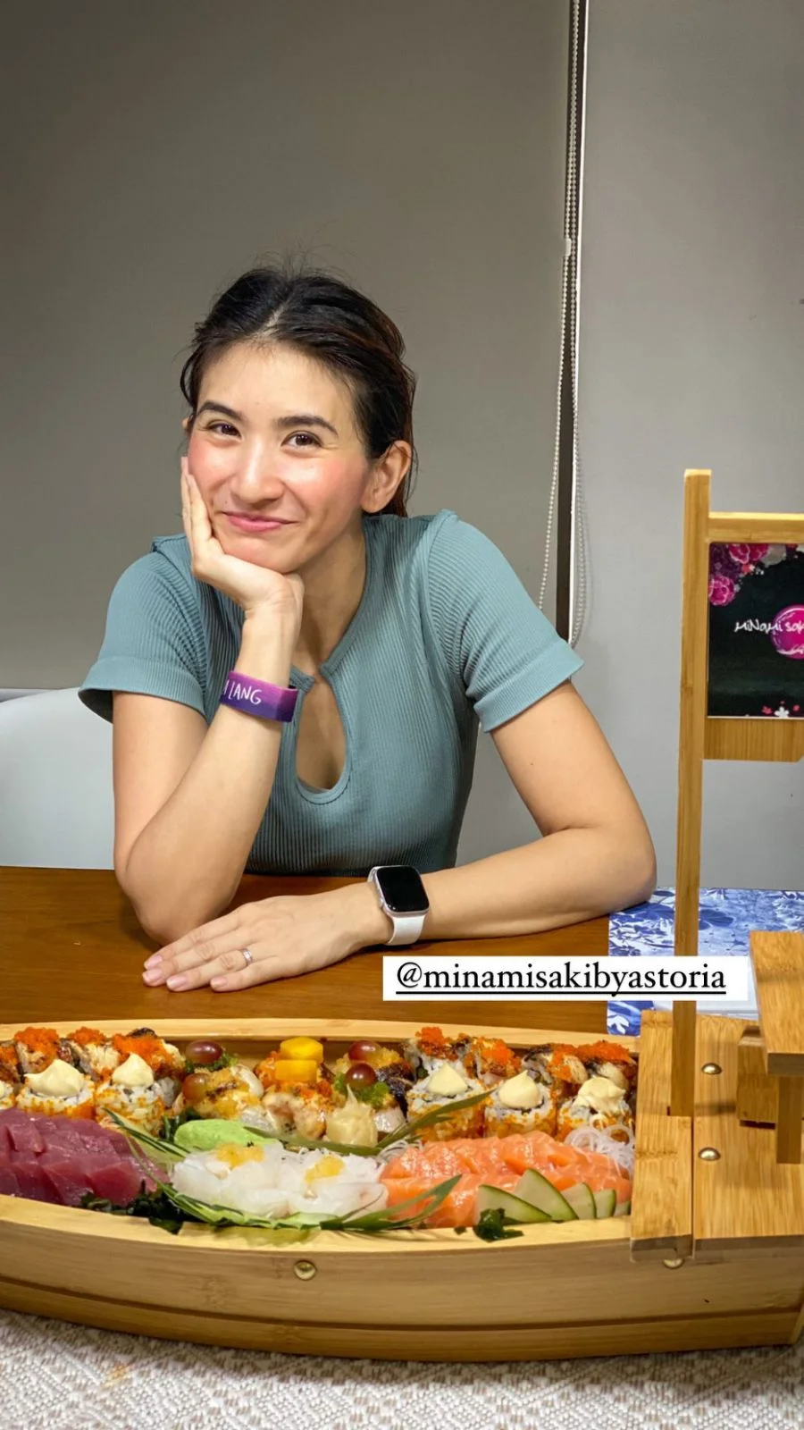 Top 10 Celebrities Who Love Minami Saki’s Specialties – Part 2