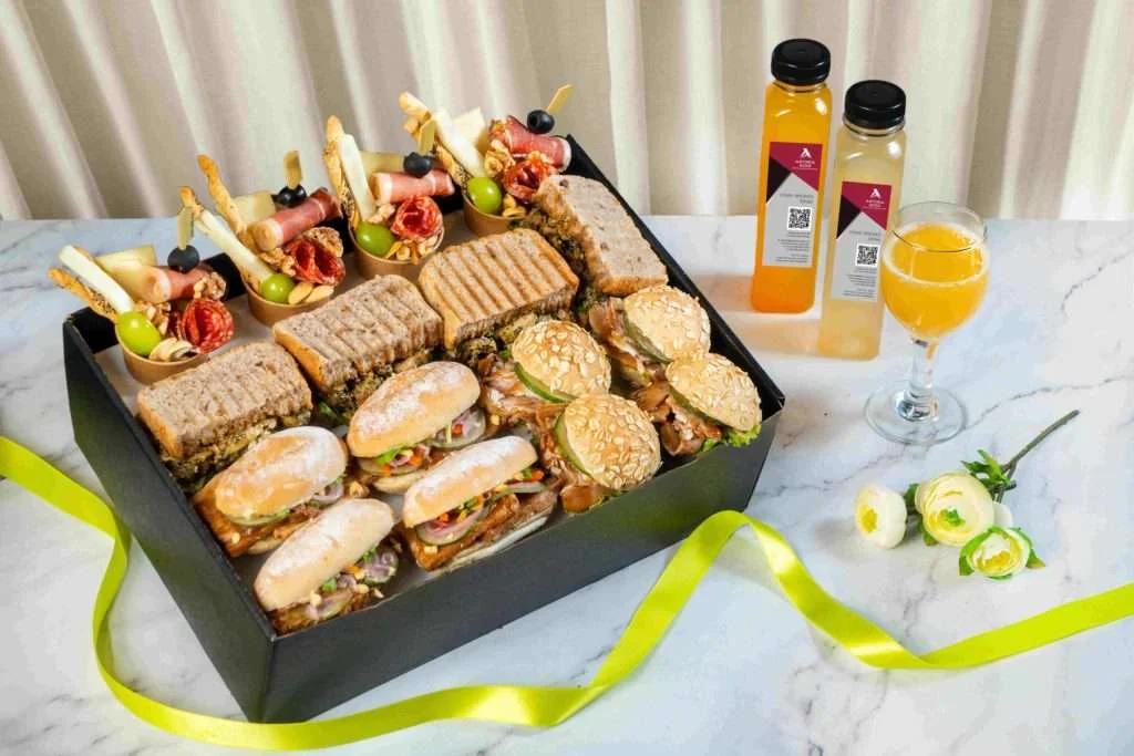 VIP-Box-1-1024x683